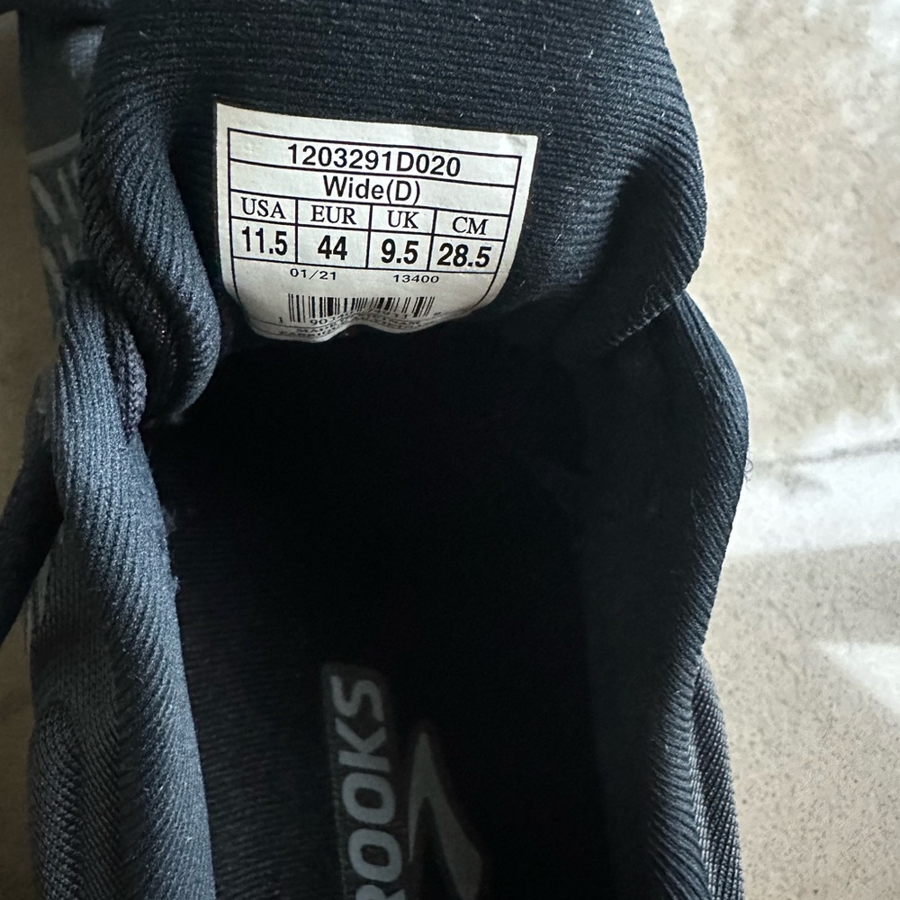 New Brooks black Adrenaline GTS 21 Athletic Sneakers size 11.5 - Picture 12 of 12